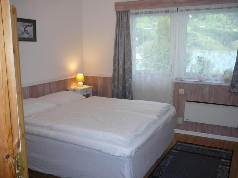 Panorama Fjord Olden Appartement Buitenkant foto